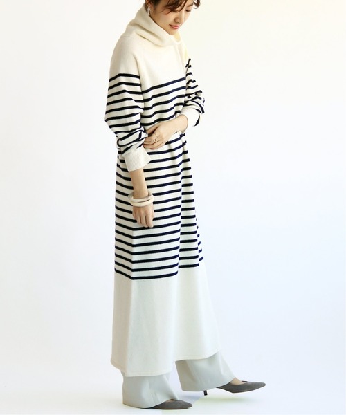 IENA（イエナ）の「BIGニットワンピース◆（ワンピース・レディース・ネイビー/アイボリー/ダークブルー・FREE）」の9枚目の写真