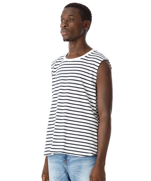 DAILY STANDARD by SANDINISTA(デイリースタンダードバイサンディニスタ)の「Cadet Sleeveless Border Tee / スリーブレスボーダートップ(Tシャツ/カットソー・メンズ・ホワイト×ブラック/ホワイト系その他/ホワイト×ネイビー・SMALL/MEDIUM/LARGE/X-LARGE/X-SMALL)」の4枚目の写真