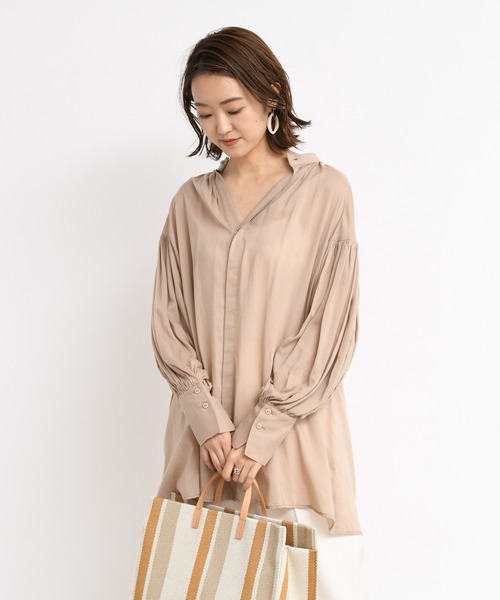 DouDou(ドゥドゥ)の「シアー2WAY袖ボリュームブラウス(シャツ/ブラウス・レディース・オフホワイト/ピンクベージュ/ベージュ系その他/ブラック・FREE)」の4枚目の写真