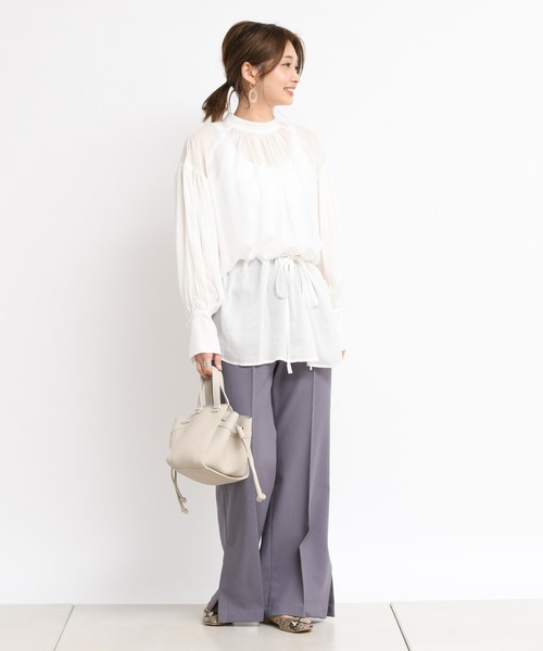 DouDou(ドゥドゥ)の「シアー2WAY袖ボリュームブラウス(シャツ/ブラウス・レディース・オフホワイト/ピンクベージュ/ベージュ系その他/ブラック・FREE)」の5枚目の写真