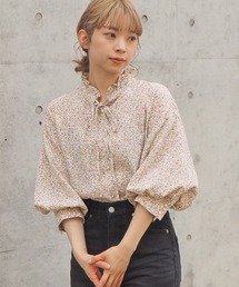 [2021SS新色登場]キラキラ釦袖タックブラウス