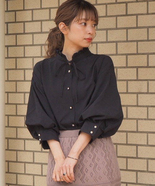tiptop（ティップトップ）の「[2021SS新色登場]キラキラ釦袖タックブラウス（シャツ/ブラウス・レディース・ブラック/オフホワイト/サックスブルー/ライトグリーン/A/B・FREE）」の10枚目の写真