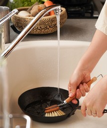 REDECKER（レデッカー）の「REDECKER(レデッカー) ウォッシングブラシＭ（鍋、フライパン用）（キッチンツール）」