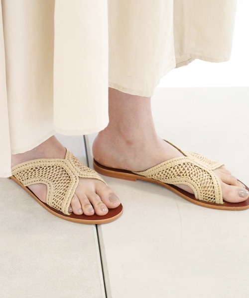 DouDou（ドゥドゥ）の「ペーパークロスフラットサンダル（サンダル・レディース・ベージュ・37/38）」の4枚目の写真