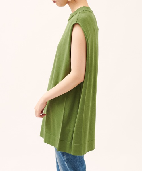 natural couture（ナチュラルクチュール）の「サイドタックノースリニット（ニット/セーター・レディース・ベージュ/ブラウン/ブルー/グリーン・FREE）」の12枚目の写真