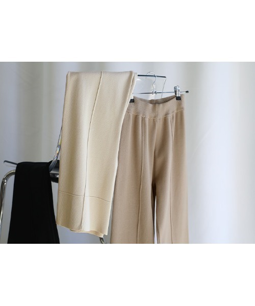 select MOCA（セレクトモカ）の「2021 SS センターラインフレアスプリングニットパンツ（その他パンツ・レディース・ブラック/ベージュ/アイボリー・FREE）」の21枚目の写真