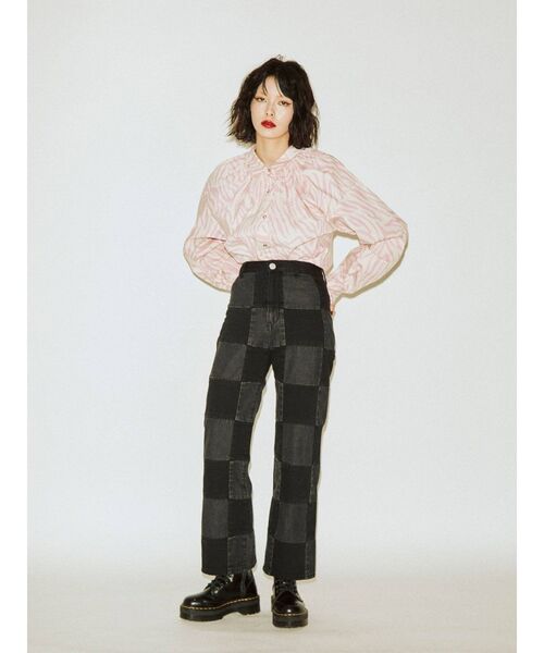 jouetie(ジュエティ)の「チェッカーパターンデニム(デニムパンツ・レディース・ブラック/ライトブルー・SMALL/MEDIUM)」の8枚目の写真