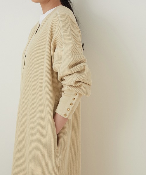 ADAM ET ROPE'（アダムエロペ）の「【WEB限定】両面ジャカードカフタンワンピース（ワンピース・レディース・ベージュ系その他/チャコールグレー・FREE）」の6枚目の写真