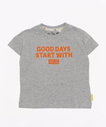 FRUIT OF THE LOOM（フルーツオブザルーム）の「フロックロゴ Pt ドロップショルダー Tee / Tシャツ / 半袖 / 前面 / プリント / カジュアル / ユニセックス / キッズ（Tシャツ/カットソー）」