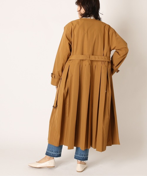 TRIANGLE PALETTE（トライアングルパレット）の「バックプリーツノー