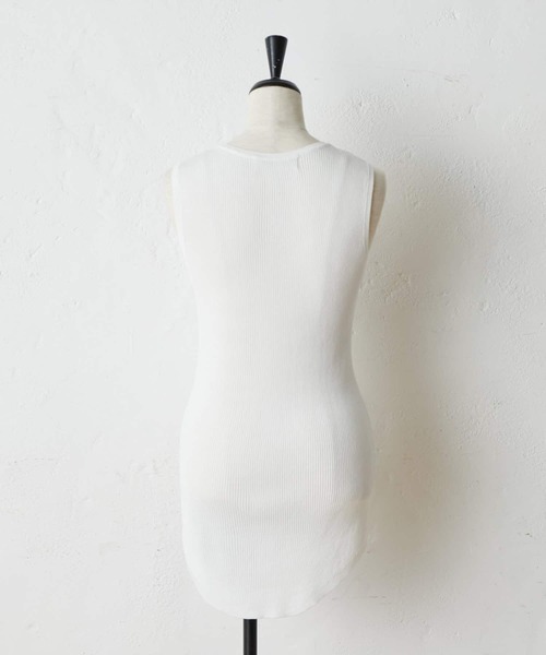 BEARDSLEY(ビアズリー)の「リブタンク(ニット/セーター・レディース・ホワイト/ブラック・FREE)」の6枚目の写真