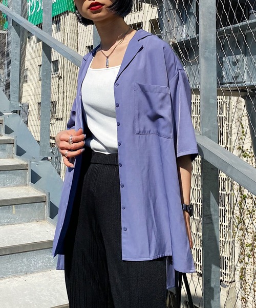 PAGEBOY(ページボーイ)の「シルキールーズセットアップシャツ(シャツ/ブラウス・レディース・ブラック/オリーブ/ブルー系その他/グレイッシュベージュ・FREE)」の16枚目の写真