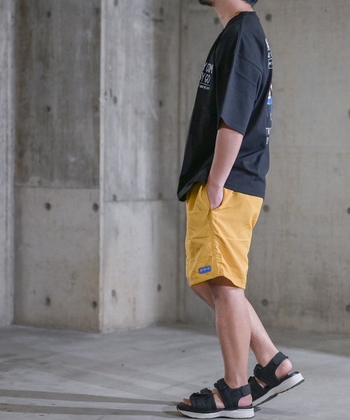 JOHN'S CLOSET(ジョンズクローゼット)の「【2】ヘビーウェイト フロント刺繍バッグプリントBIGTシャツ(Tシャツ/カットソー・メンズ・ホワイト/ブラック/サックスブルー/ラベンダー/ホワイト系その他/ブラック系その他・MEDIUM/LARGE/X-LARGE)」の21枚目の写真