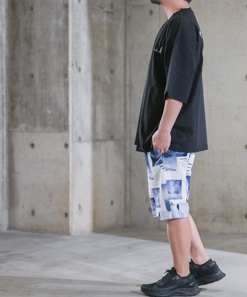 JOHN'S CLOSET(ジョンズクローゼット)の「【2】ヘビーウェイト フロント刺繍バッグプリントBIGTシャツ(Tシャツ/カットソー・メンズ・ホワイト/ブラック/サックスブルー/ラベンダー/ホワイト系その他/ブラック系その他・MEDIUM/LARGE/X-LARGE)」の9枚目の写真