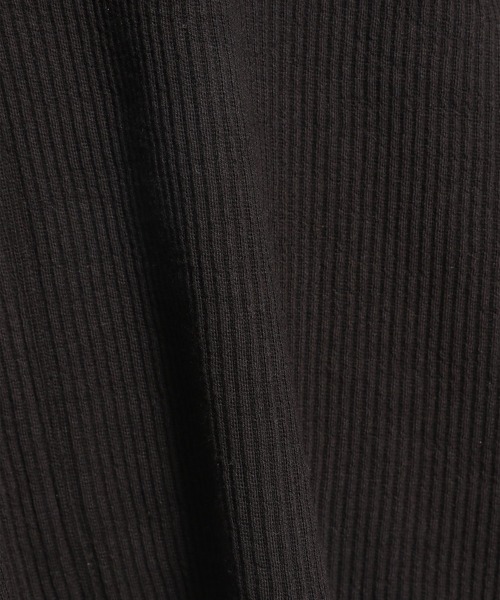 niko and...（ニコアンド）の「2WAYリブスクエアポンチョ（Tシャツ/カットソー・レディース・ブラック/オレンジ/アイボリー・FREE）」の15枚目の写真