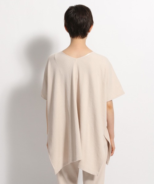 niko and...（ニコアンド）の「2WAYリブスクエアポンチョ（Tシャツ/カットソー・レディース・ブラック/オレンジ/アイボリー・FREE）」の6枚目の写真