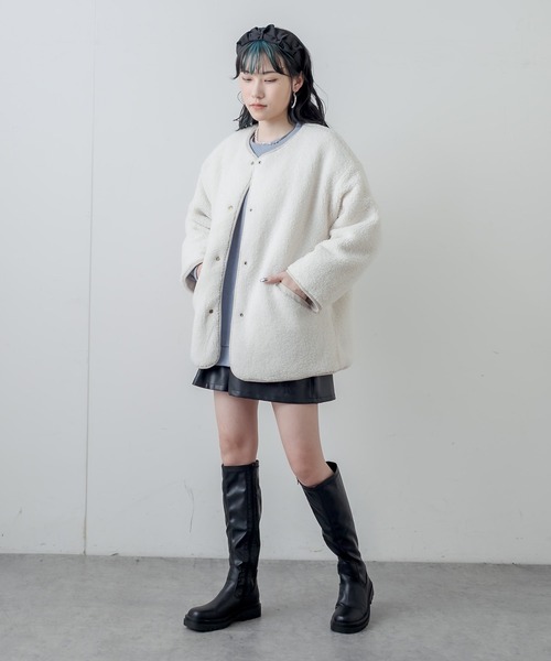 RASVOA(ラスボア)の「【WEB限定】ダイヤキルト×ボアリバーシブルコート(ノーカラーコート・レディース・カーキ/アイボリー/ブラック・FREE)」の9枚目の写真