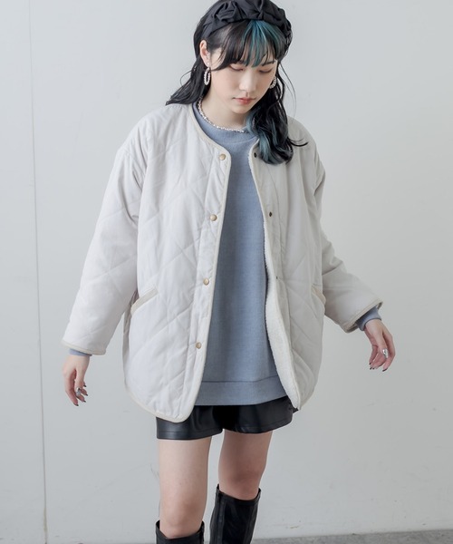 RASVOA(ラスボア)の「【WEB限定】ダイヤキルト×ボアリバーシブルコート(ノーカラーコート・レディース・カーキ/アイボリー/ブラック・FREE)」の11枚目の写真