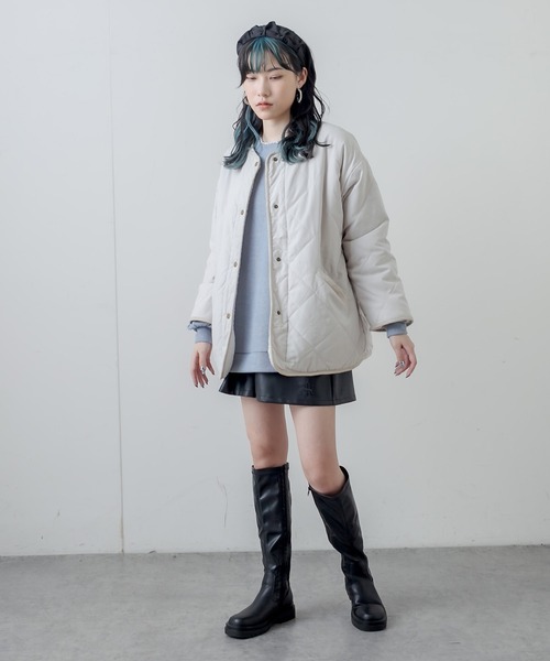 RASVOA(ラスボア)の「【WEB限定】ダイヤキルト×ボアリバーシブルコート(ノーカラーコート・レディース・カーキ/アイボリー/ブラック・FREE)」の16枚目の写真