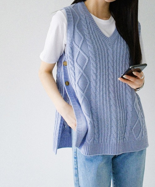 fd style（エフディ スタイル）の「【Chuzchuz】プレッツェルVネックニットベスト（ベスト・レディース・スカイブルー/ベージュ/ピンク/アイボリー・FREE）」の5枚目の写真