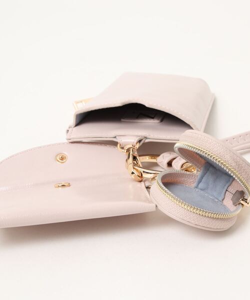 N.（N. Natural Beauty Basic）（エヌエヌナチュラルビューティーベーシック）の「◆多機能スマホショルダーバッグ（ショルダーバッグ・レディース・ブラック/ナチュラル/オレンジ系・ﾌﾘ-）」の19枚目の写真