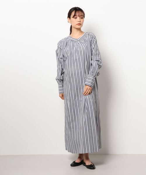 NICOLE CLUB(ニコル クラブ)の「【NICOLE CLUB】ストライプワンピース(ワンピース・レディース・ネイビー系/ベージュ系・MEDIUM)」の5枚目の写真