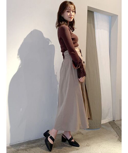 dazzlin（ダズリン）の「ボタンプリーツフレアスカート（スカート・レディース・ベージュ/その他1・SMALL/MEDIUM）」の3枚目の写真