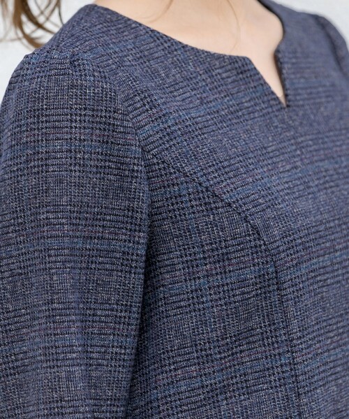 Tiaclasse（ティアクラッセ）の「【洗える】大人女性が選ぶチェック柄配色ワンピース（ワンピース・レディース・チャコールグレー/ブラウン/グレー/ブルー/ブラック/ライトグレー・11号/9号/7号）」の13枚目の写真
