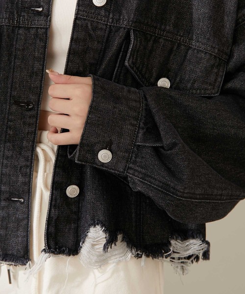Chico(チコ)の「短丈ダメージデニムGジャン(デニムジャケット・レディース・ブラック/カーキ・FREE)」の19枚目の写真