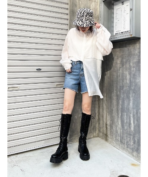 ENVYM（アンビー）の「カットオフデニムＳＰＴ（デニムパンツ・レディース・ブルー・S/M）」の4枚目の写真