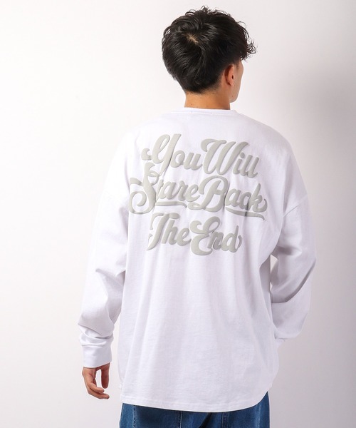 A.T,C in the attic homme(エーティーシーインジアティックオム)の「発泡ロゴプリント長袖Tシャツ(Tシャツ/カットソー・メンズ・ブラック/オフホワイト/グレイッシュベージュ・M/L)」の1枚目の写真