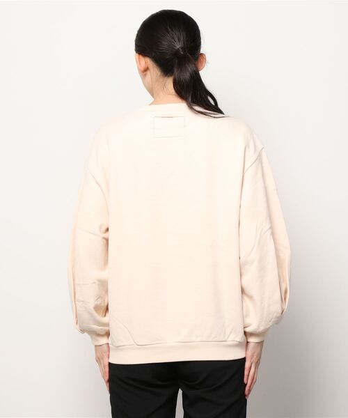 Levi's(リーバイス)の「Levi's(R) RED FEMININE スウェットシャツ ECRU(スウェット・レディース・マルチ・L/S/M/XS)」の10枚目の写真