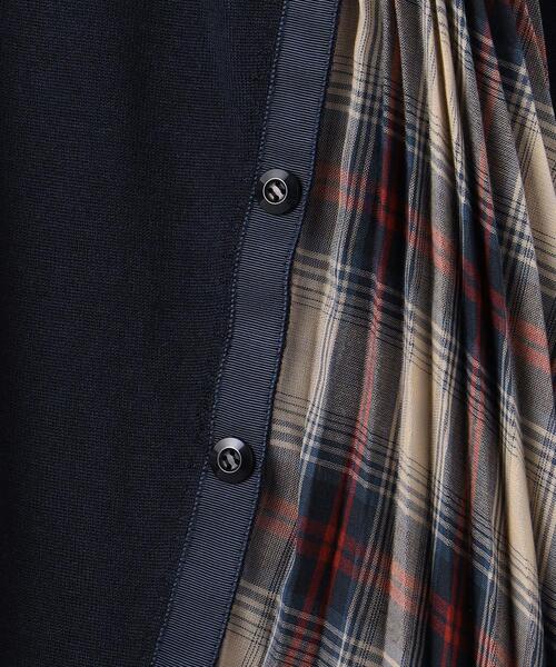 EZUMi(エズミ)の「<EZUMi(エズミ)>チェック サイドプリーツ ニット(ニット/セーター・レディース・ブラック/ネイビー・FREE)」の14枚目の写真