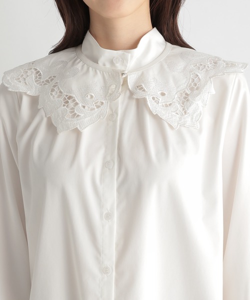 Andemiu（アンデミュウ）の「レースカラーブラウス239637（シャツ/ブラウス・レディース・ホワイト/ブラック/ネイビー・FREE）」の11枚目の写真