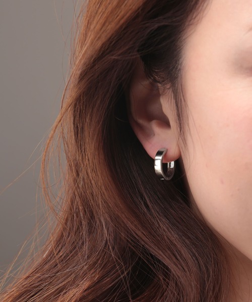 Manon's Selection(マノンズセレクション)の「ニッケルフリーフープピアス(ピアス(両耳用)・レディース・シルバー/ゴールド・ONE SIZE)」の2枚目の写真