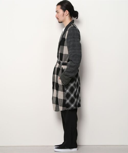 L.G.B.(ルグランブルー)の「L.G.B./ルグランブルー/ROBE COAT/M(ステンカラーコート・メンズ・ブラック・2)」の3枚目の写真
