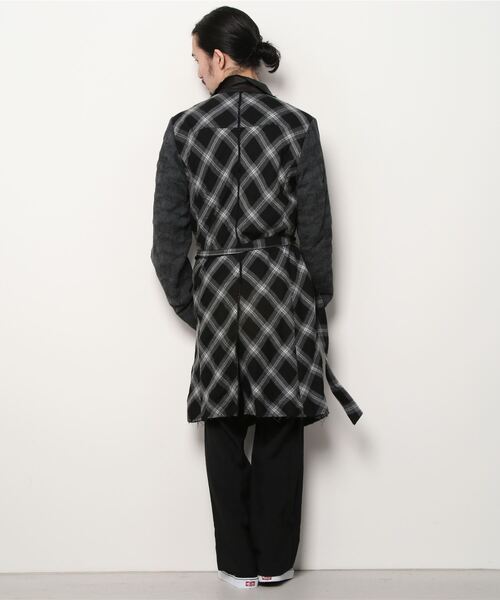L.G.B.(ルグランブルー)の「L.G.B./ルグランブルー/ROBE COAT/M(ステンカラーコート・メンズ・ブラック・2)」の4枚目の写真