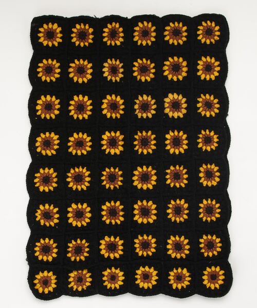 niche.(ニッチ)の「niche.(ニッチ) Crovhet stall(ストール/ショール・メンズ・イエロー/ブラック・FREE)」の2枚目の写真