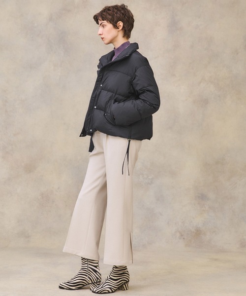 PUBLIC TOKYO（パブリックトウキョウ）の「バックスリットセミフレアパンツ /ウォッシャブル（スラックス・レディース・アイボリー/ブラック/ブルー・1/2）」の5枚目の写真