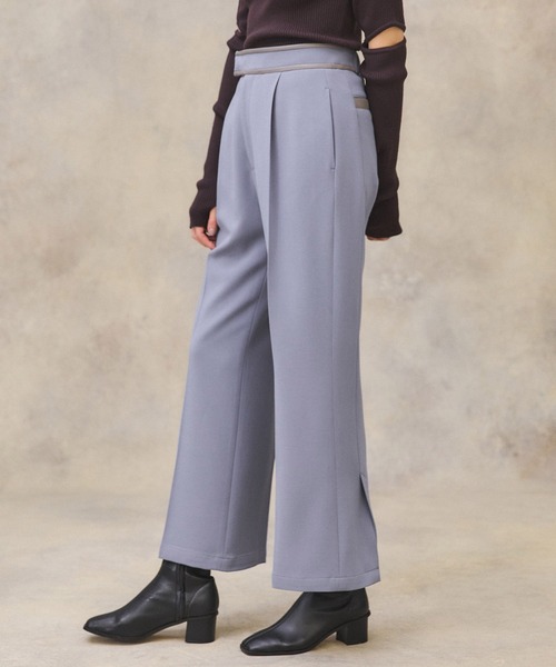 PUBLIC TOKYO（パブリックトウキョウ）の「バックスリットセミフレアパンツ /ウォッシャブル（スラックス・レディース・アイボリー/ブラック/ブルー・1/2）」の19枚目の写真