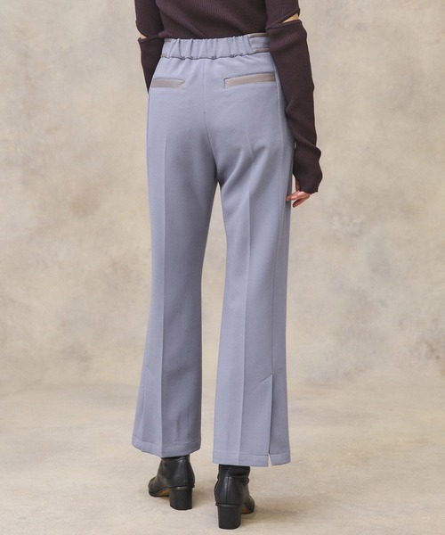 PUBLIC TOKYO（パブリックトウキョウ）の「バックスリットセミフレアパンツ /ウォッシャブル（スラックス・レディース・アイボリー/ブラック/ブルー・1/2）」の21枚目の写真