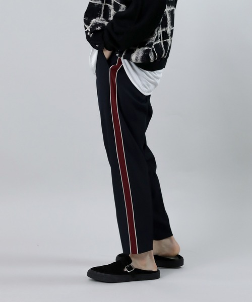 Iroquois(イロコイ)の「VISSOCE KARSEY SIDE LINE SL(スラックス・メンズ・ブラック/ネイビー・1/2/3)」の2枚目の写真
