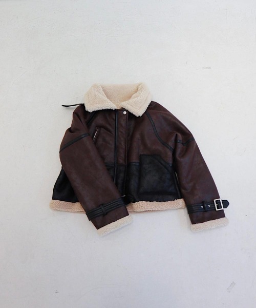 FIG&VIPER（フィグアンドバイパー）の「Fムートンショートコート（その他アウター・レディース・ブラック/グレー・FREE）」の18枚目の写真