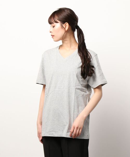 GIORDANO（ジョルダーノ）の「コットンVネック半袖Tシャツ（Tシャツ/カットソー・レディース・ブラック/ブラウン/レッド/グリーン/ダークグレー/杢グレー・SMALL/LARGE/MEDIUM/X-LARGE）」の4枚目の写真