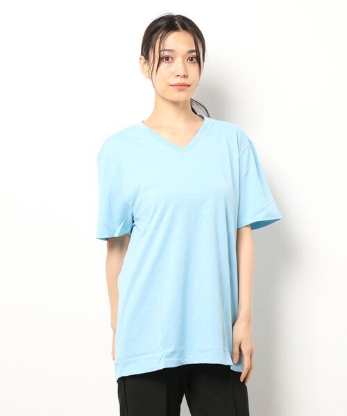 GIORDANO（ジョルダーノ）の「コットンVネック半袖Tシャツ（Tシャツ/カットソー・レディース・ブラック/ブラウン/レッド/グリーン/ダークグレー/杢グレー・SMALL/LARGE/MEDIUM/X-LARGE）」の5枚目の写真