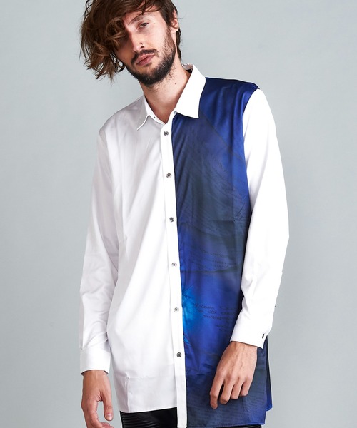 NO ID.（ノーアイディ）の「【NO ID.】Letter Print Asymmetry Long Shirt / レター プリント アシンメトリー ロング シャツ（シャツ/ブラウス・メンズ・ホワイト/ブラック/ネイビー・ONE SIZE）」の2枚目の写真