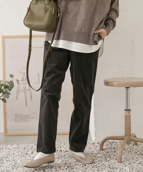 URBAN RESEARCH DOORS(アーバンリサーチドアーズ)の「ストレッチコーデュロイイージーパンツ(その他パンツ・レディース・チャコールグレー/ベージュ・38/36)」の4枚目の写真