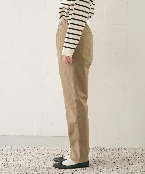 URBAN RESEARCH DOORS(アーバンリサーチドアーズ)の「ストレッチコーデュロイイージーパンツ(その他パンツ・レディース・チャコールグレー/ベージュ・38/36)」の13枚目の写真