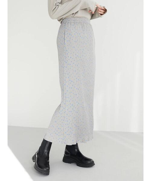 Green　Parks（グリーンパークス）の「ドットランダムプリーツスカート＊（スカート・レディース・ネイビー/グレー・FREE）」の3枚目の写真