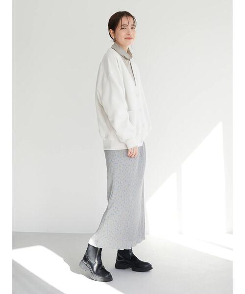 Green　Parks（グリーンパークス）の「ドットランダムプリーツスカート＊（スカート・レディース・ネイビー/グレー・FREE）」の12枚目の写真